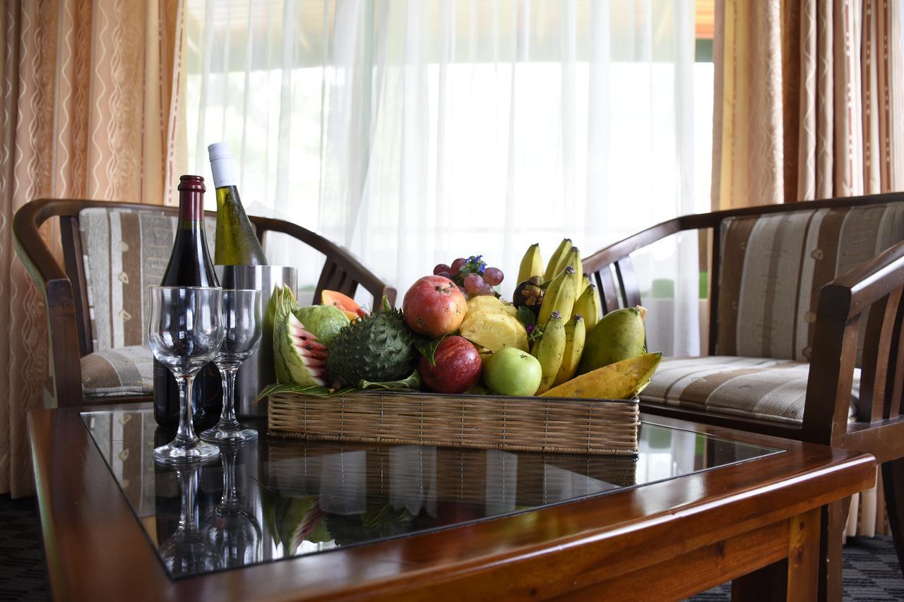 Ramboda Falls Hotel מראה חיצוני תמונה